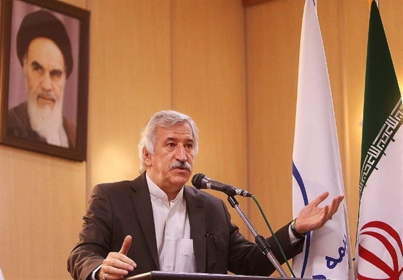 اکبر عباسی ملکی: تفاوت در میزان پرداختی‎های اسپانسر بین سرخابی ها؟ کذب محض است؛ جدایی گرو و نویمایر ۵ میلیارد آب خورد