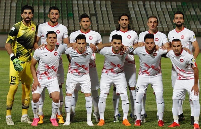 بازیکنان تیم فوتبال سپیدرود رشت پیش از دیدار با ملوان درصدی از قراردادهای خود را دریافت کردند