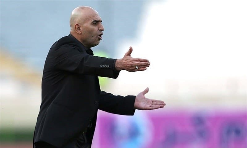 علی حنطه، سرمربی مشکی پوشان شد