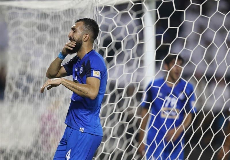 الوطن قطر: الاهلی از خرید روزبه چشمی منصرف شد