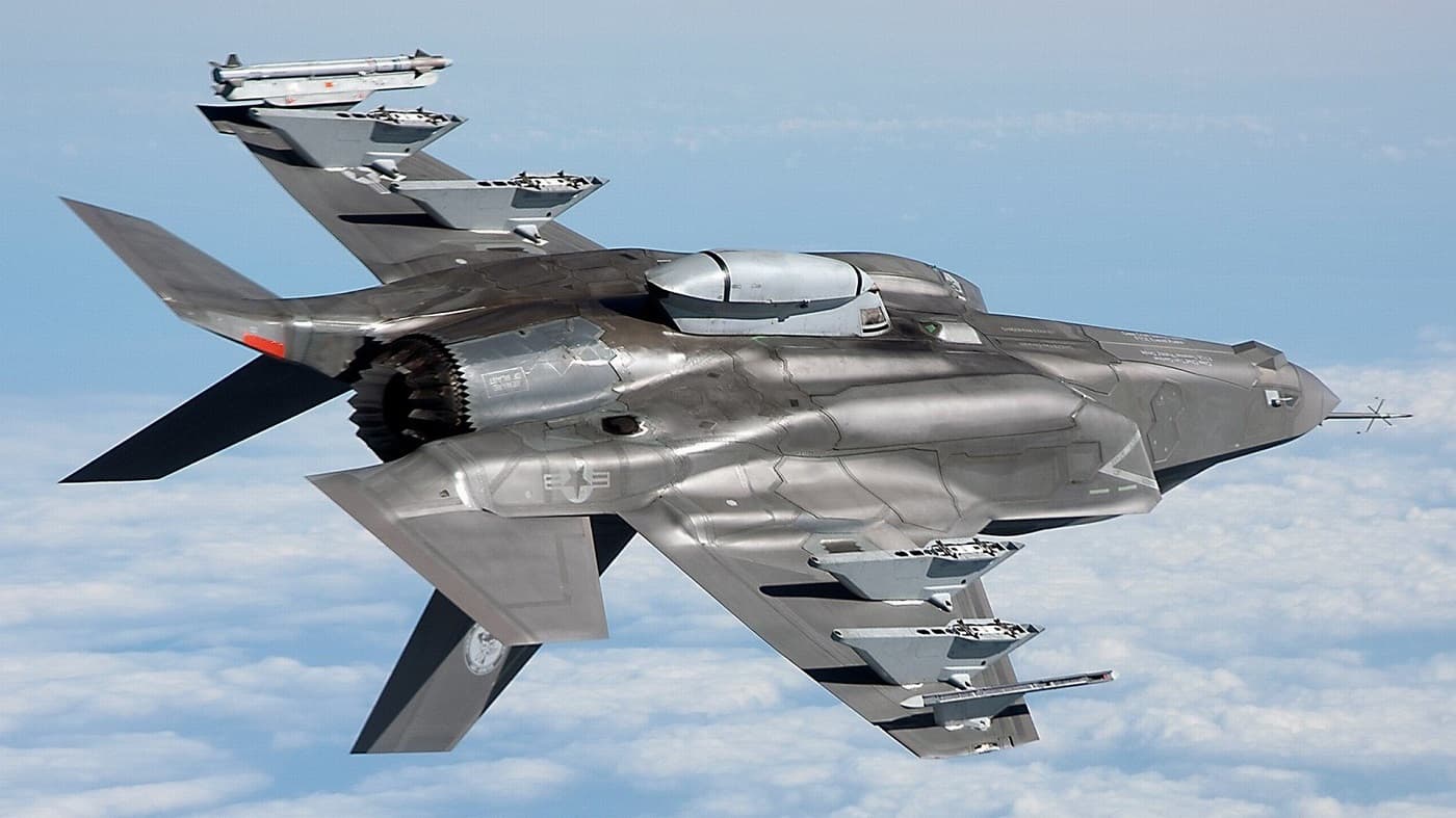 نکته جالب│ بزرگ ترین نقطه ضعف جـنگـنده فوق پیشرفته F-35 که آن را آسیب پذیر می‌کند چیست؟