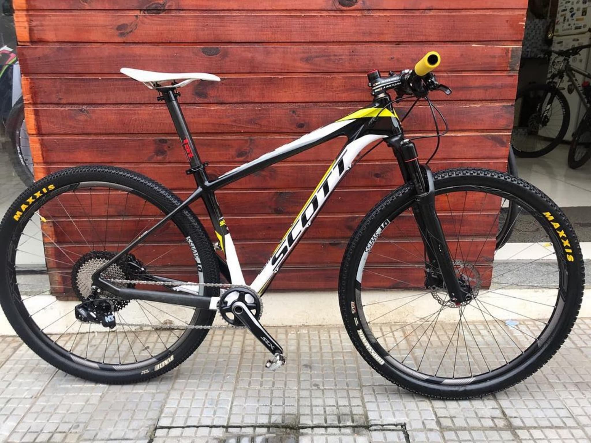 Scott scale 930 2015