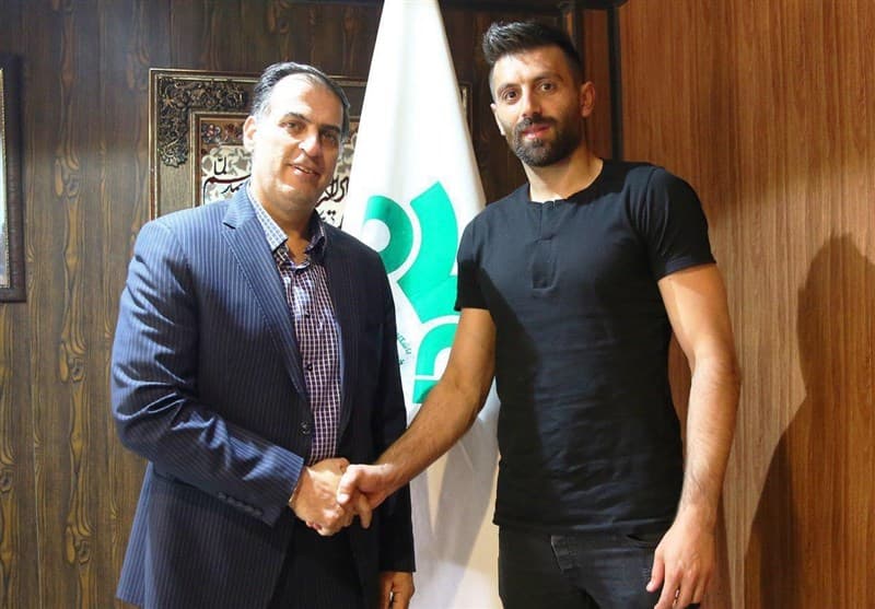 یوسف بهزادی: شرایط به گونه‌ای بود که باید از شهر خودرو جدا می‌شدم؛ ذوب آهن یک تیم ریشه‌دار و بزرگ است