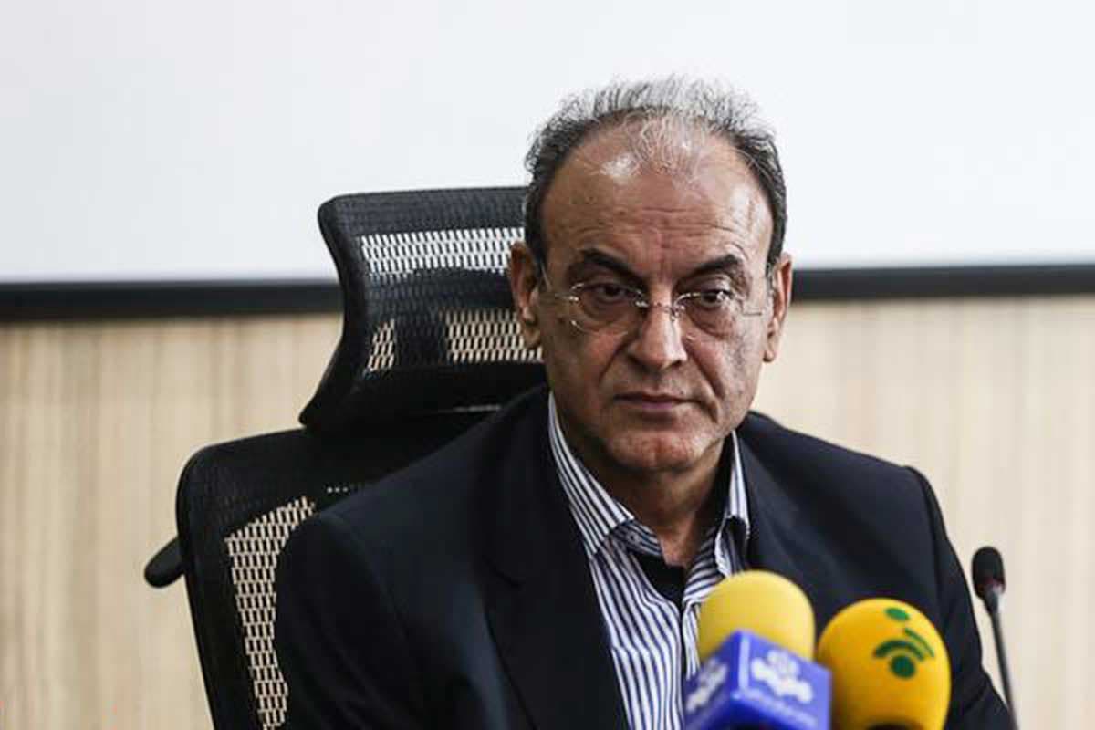 به دلیل قانون بازنشستگی؛ عباس ترابیان رسما استعفا داد