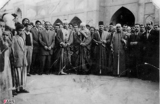 یکی از سه شاهکار برتر تلاوت جهان. تلاوت استاد عبدالباسط محمد عبدالصمد در جوار صحن امام موسی کاظم علیه السلام از آیات ۱۸ تا آخر سوره مبارکه حشر، سوره تکویر و ۲۷ تا آخر سوره فجر 