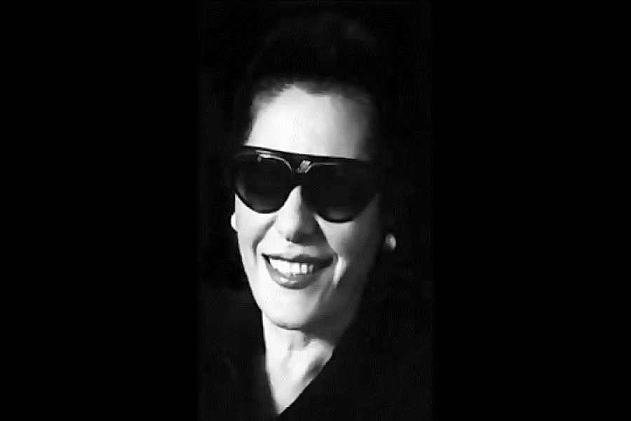 قد بلند _ پری زنگنه