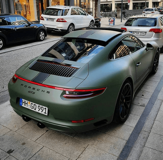 Porsche 911
