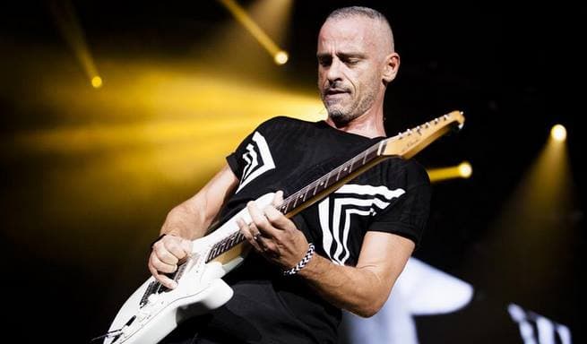 دانلود آهنگ ایتالیایی Eros Ramazzotti - Un Attimo Di Pace