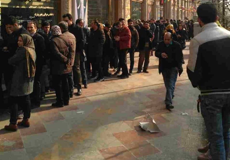 استقرار اورژانس در بازارهای خرید و فروش دلار!