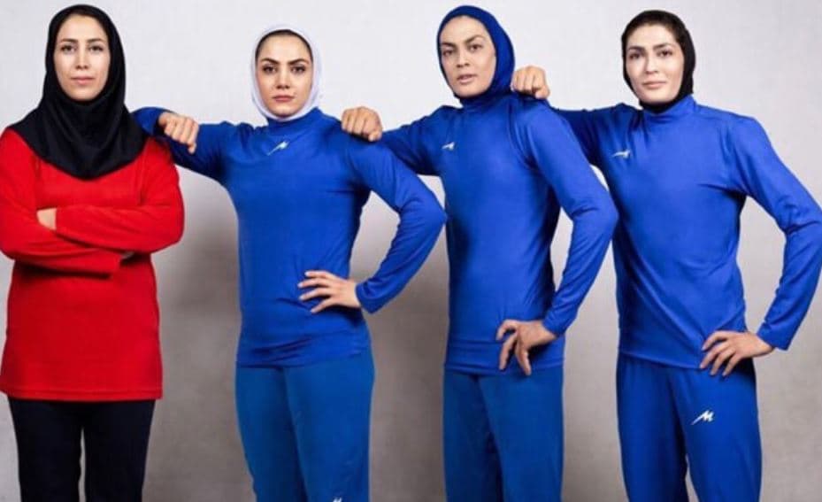 دختران ووشوی ایران بر بام دنیا؛ شهربانو منصوریان حالا با خیال راحت کودکش را در آغوش می‌گیرد