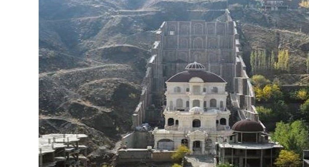 ساخت ویلاهای مجلل با مجوز مرغداری در ایران
