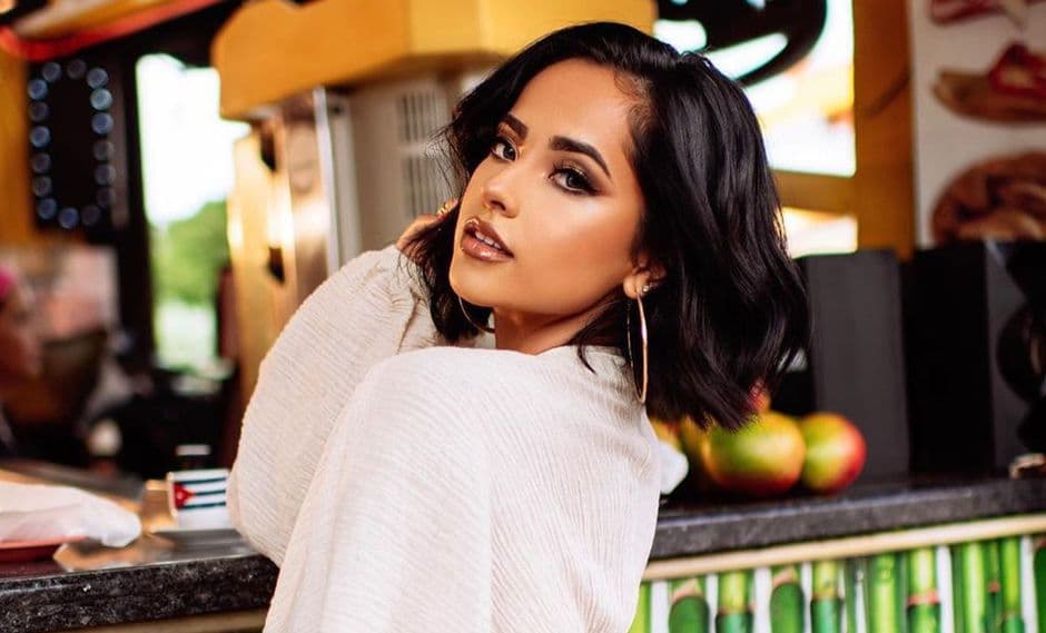 (Becky G - Mejor Así ft. Darell (NEW Song