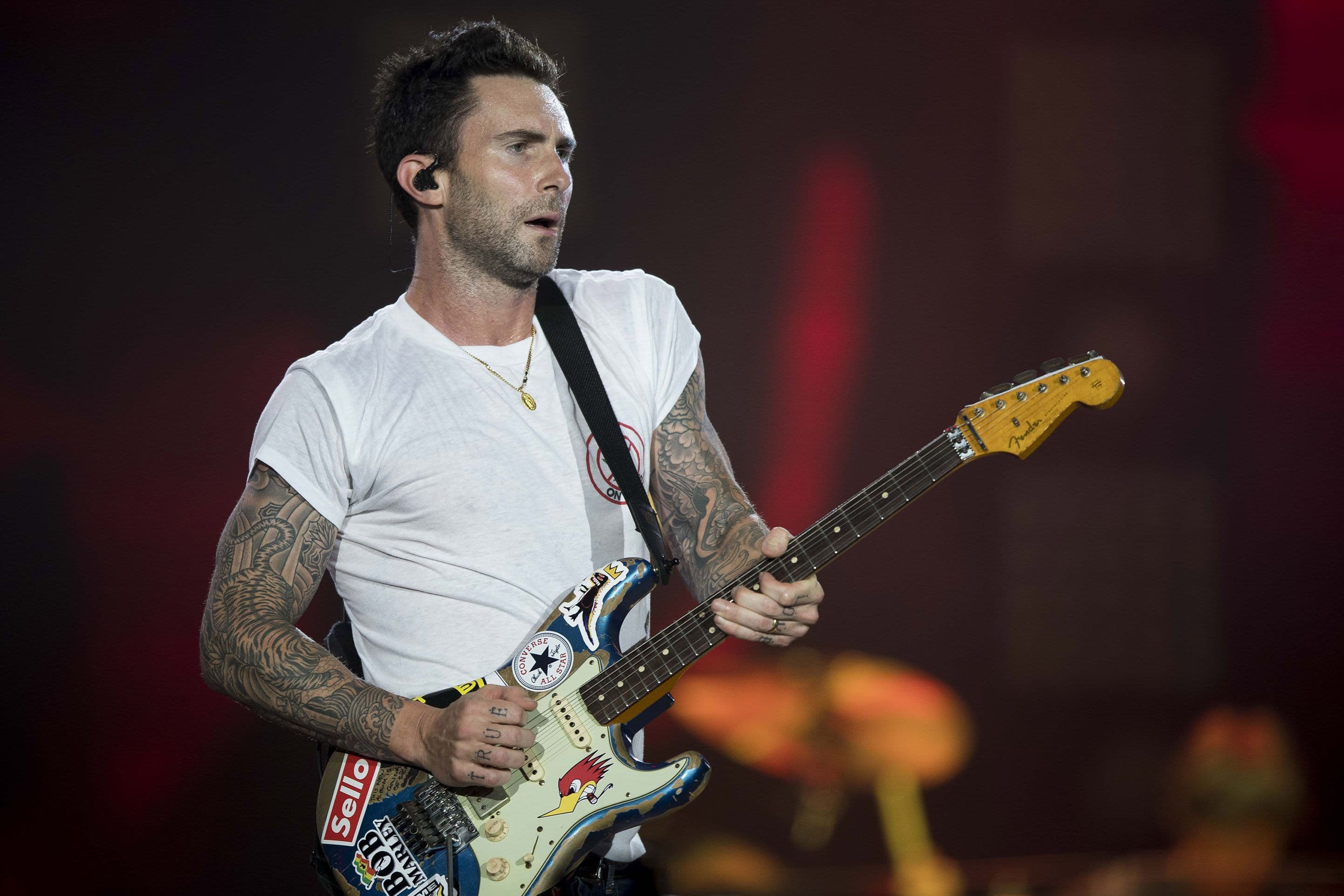 دانلود آهنگ زیبای Maroon 5 - Memories