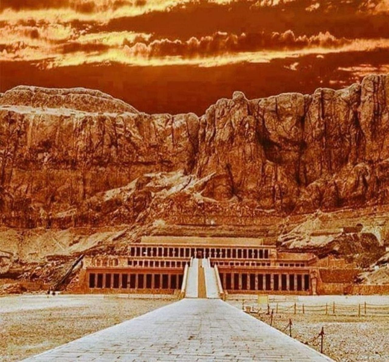 ?معبد مردگان!  