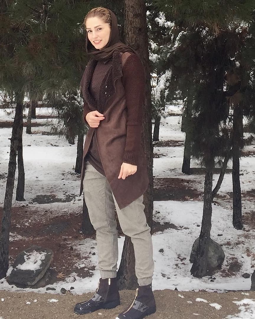 زینب گیوه؛ مربی والیبال