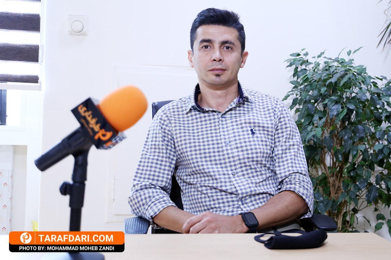 مهدی امیرآبادی: ارباب رجوع می گوید میلیاردی درآمد داشتی و حالا کارمند هستی؟!