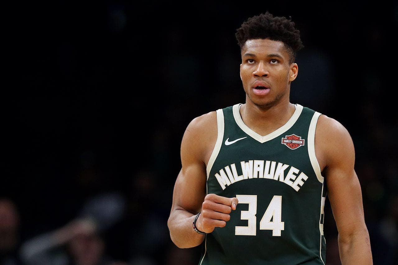یانیس آنته توکومپو به عنوان ارزشمندترین بازیکن فصل 2019/20 لیگ NBA انتخاب شد
