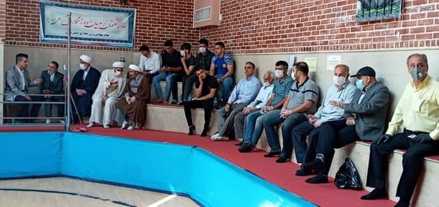 پیشکسوتان ورزش‌ های زورخانه‌ ای و طلاب، نسبت به حمایت فدراسیون از حضور زنان در این رشته اعتراض کردند