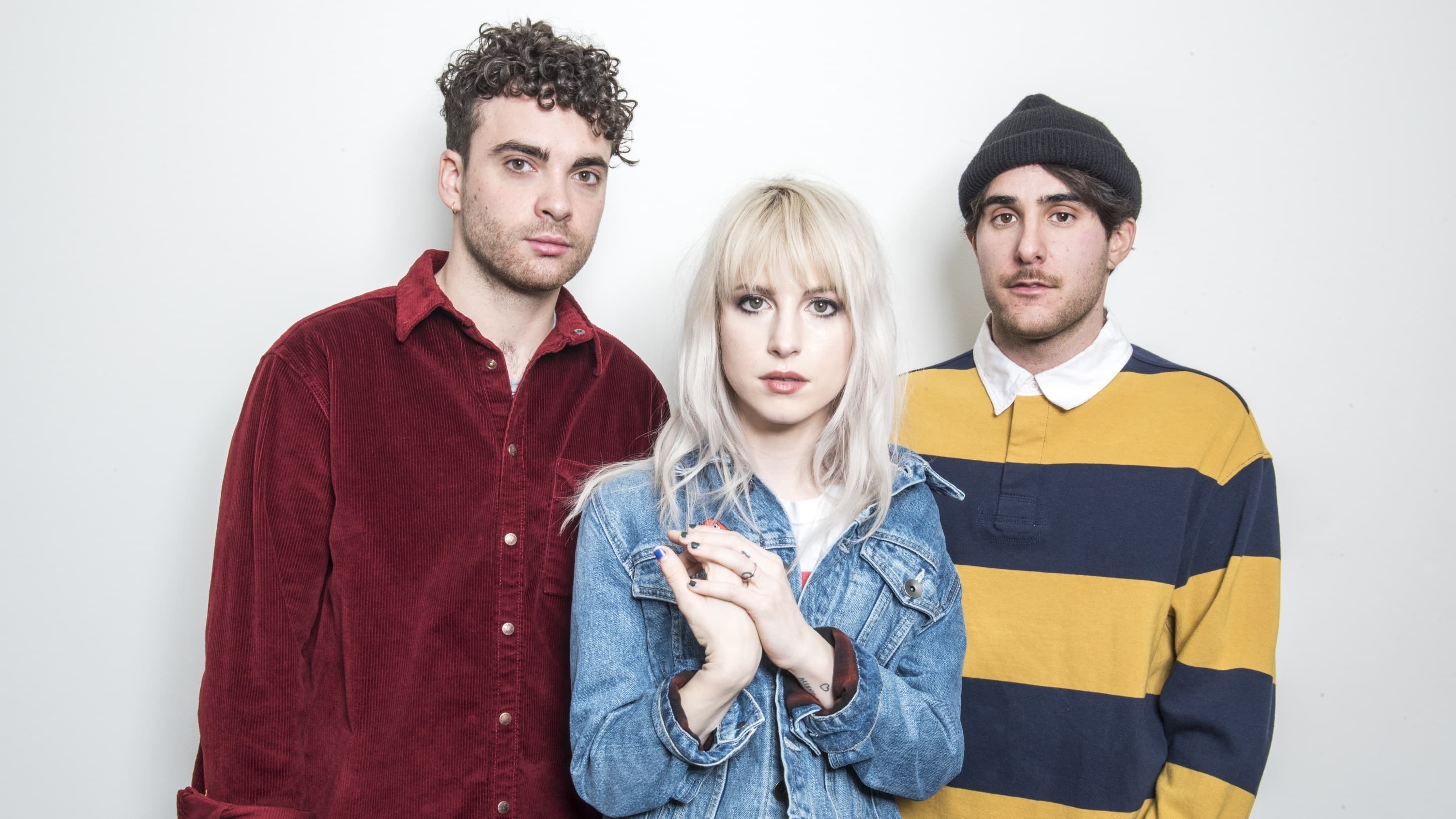 دانلود آهنگ Paramore - Misery Business