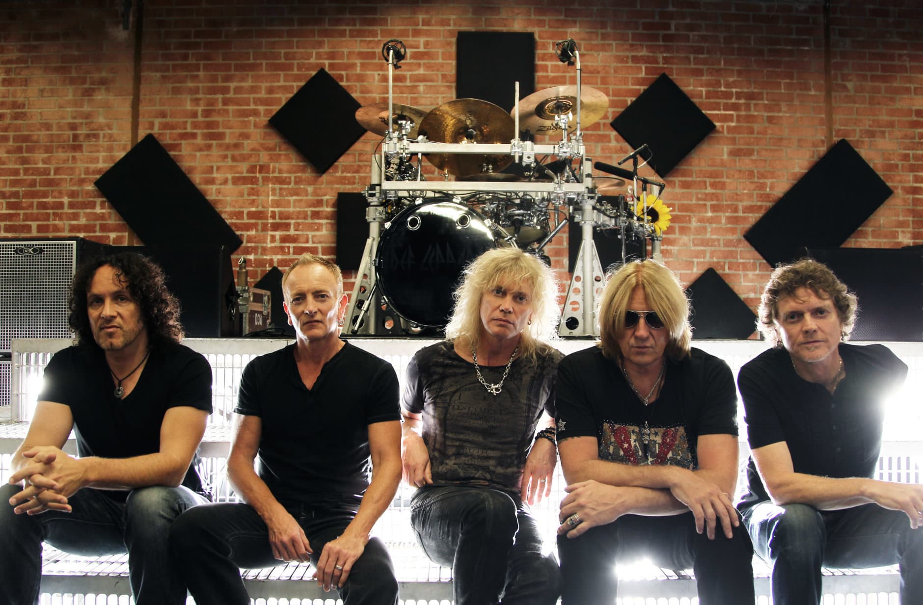 دانلود آهنگ Def Leppard - Photograph
