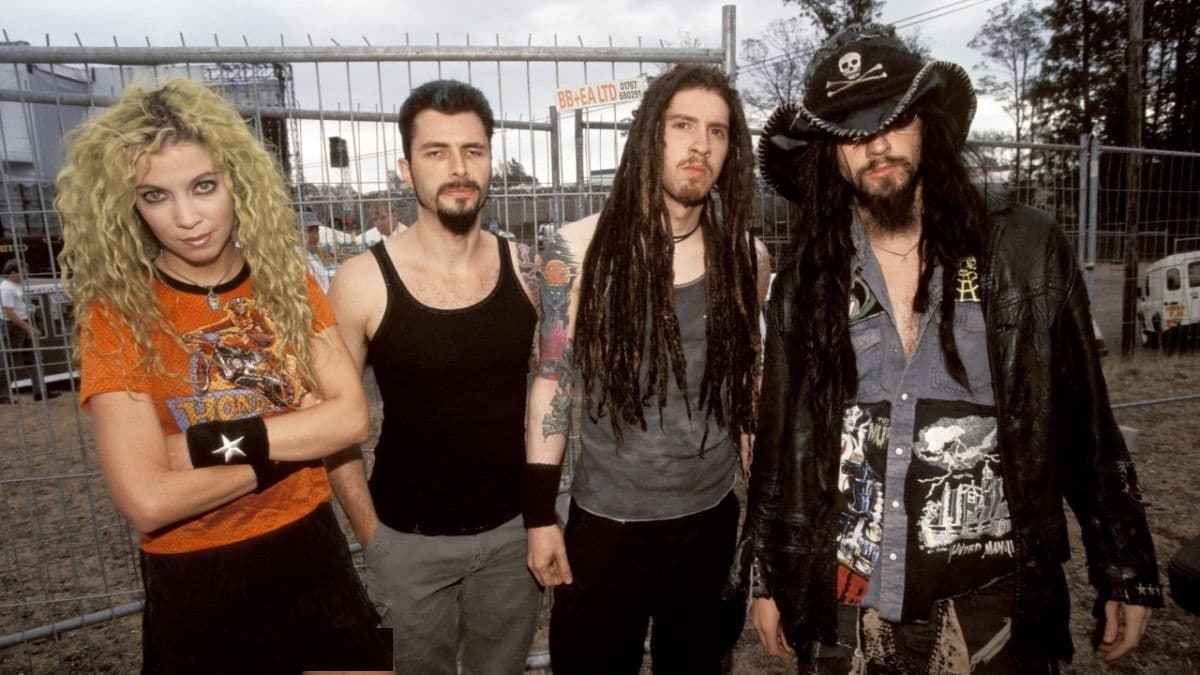 دانلود آهنگ White Zombie - More Human Than Human