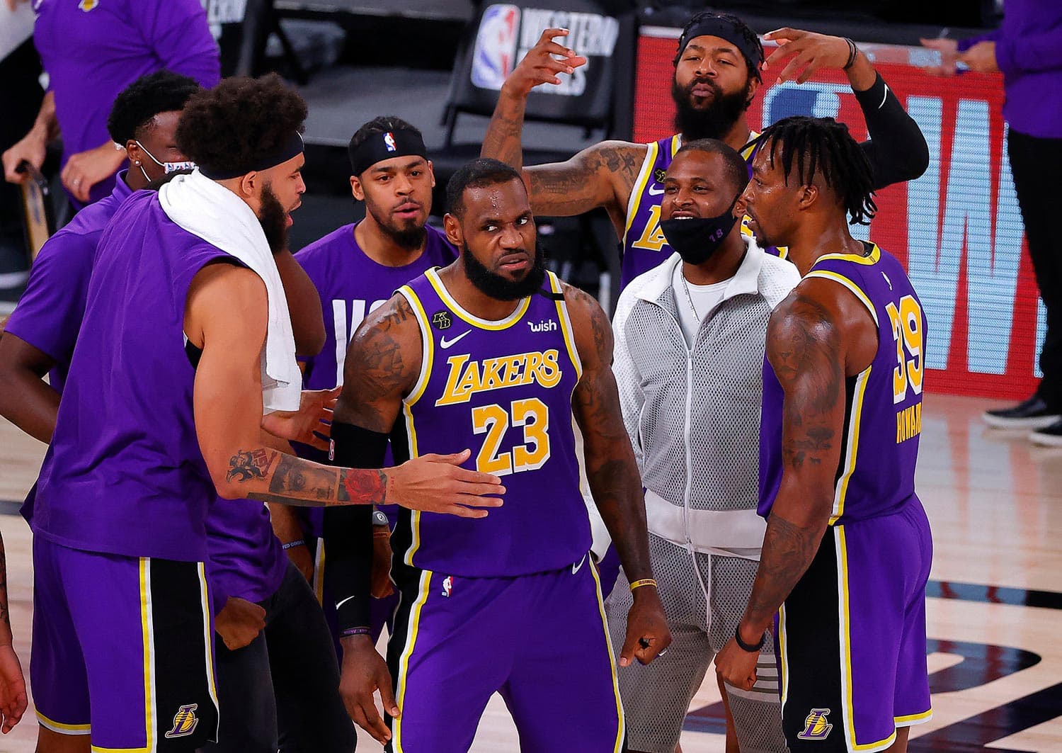 لس آنجلس لیکرز 117-107 دنور ناگتس / سلام لیکرز به فینال NBA پس از ده سال با درخشش لبران جیمز!