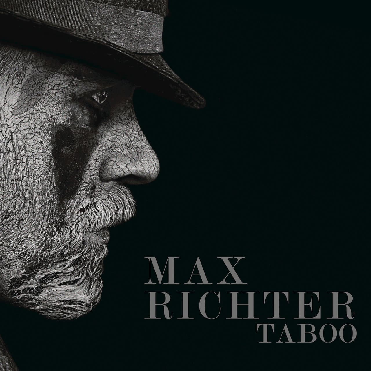 اهنگ بی کلام فصل اول سریال Taboo از Max Richter به نام Openings       