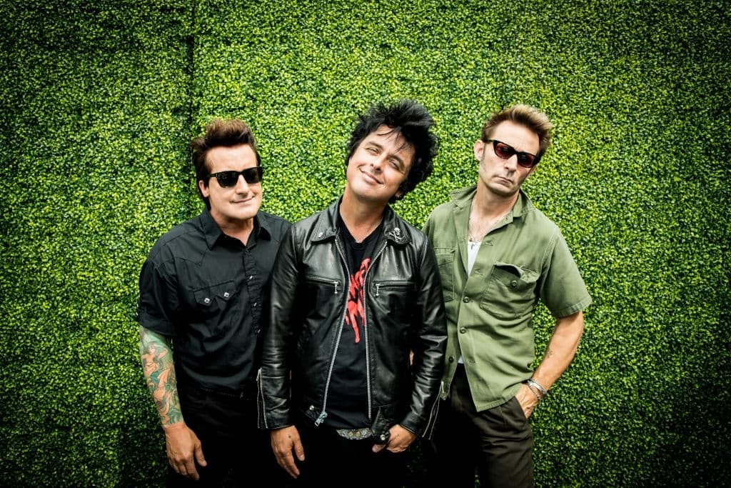 دانلود آهنگ Green Day - American Idiot