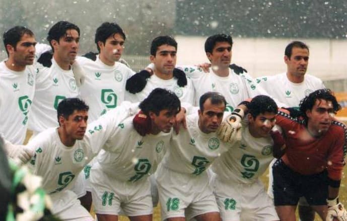 تمرینات پاس تهران از فردا آغاز می شود/ فولادخوزستان، استقلال را در ورزشگاه آزادی برد! / تقویم طرفداری (1 آذر)