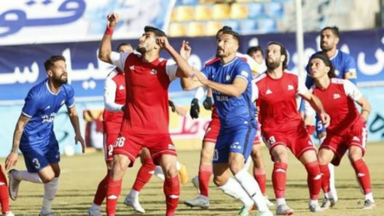 سیرجانی ها سند رو کردند؛ صحنه گل علیزاده به تراکتور، گلی که داور قبول نکرد