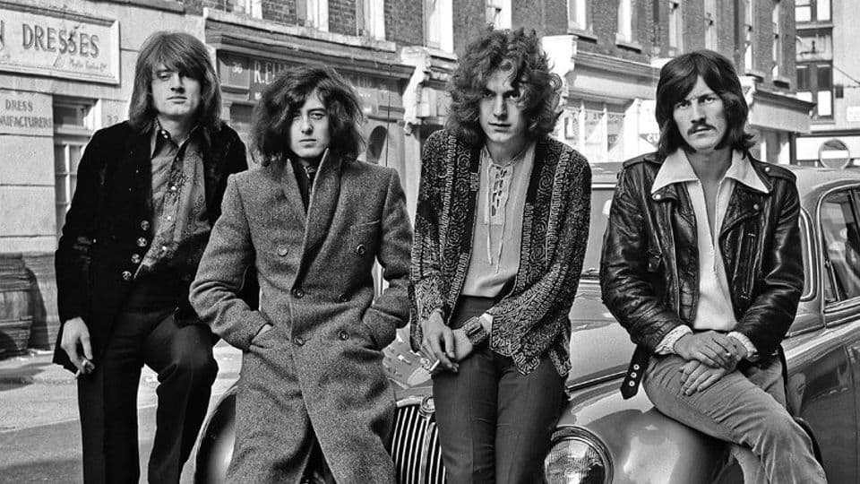 دانلود آهنگ Led Zeppelin - When The Levee Breaks