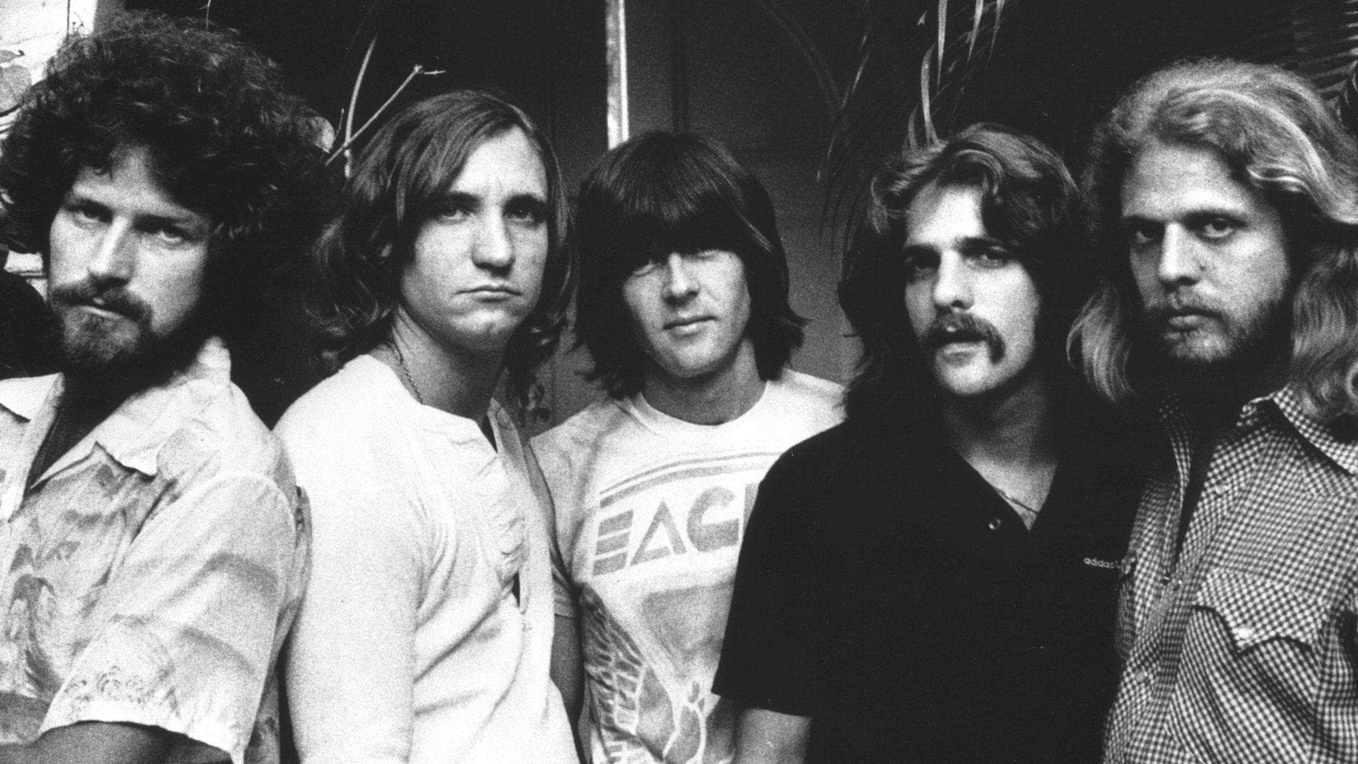 دانلود آهنگ Eagles - Lyin' Eyes