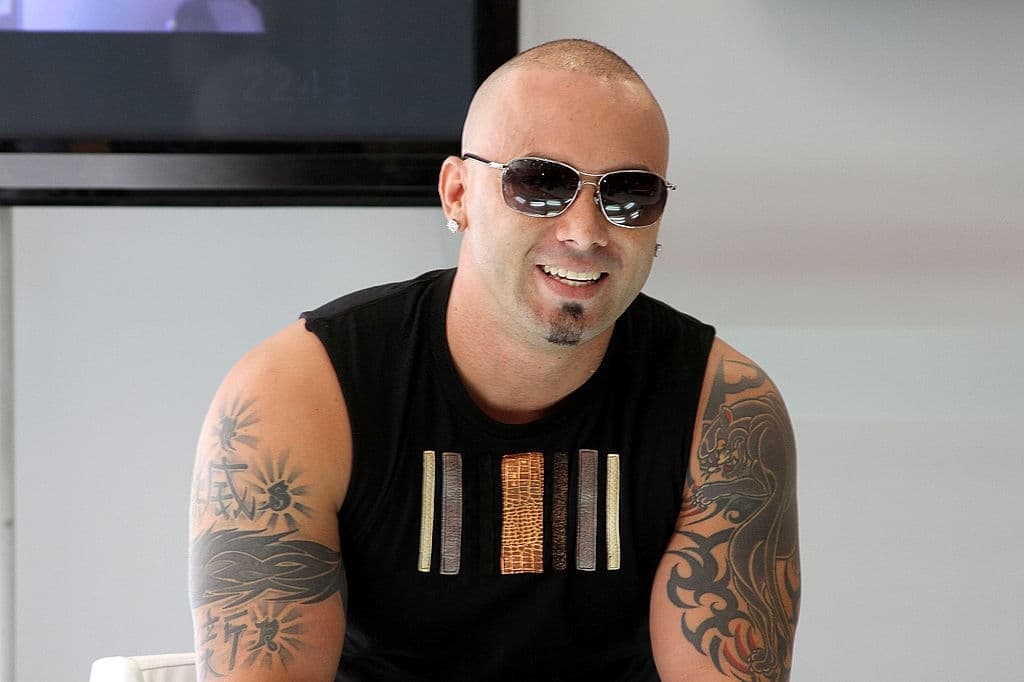 دانلود آهنگ اسپانیولی Jennifer Lopez & Wisin - Amor, Amor, Amor