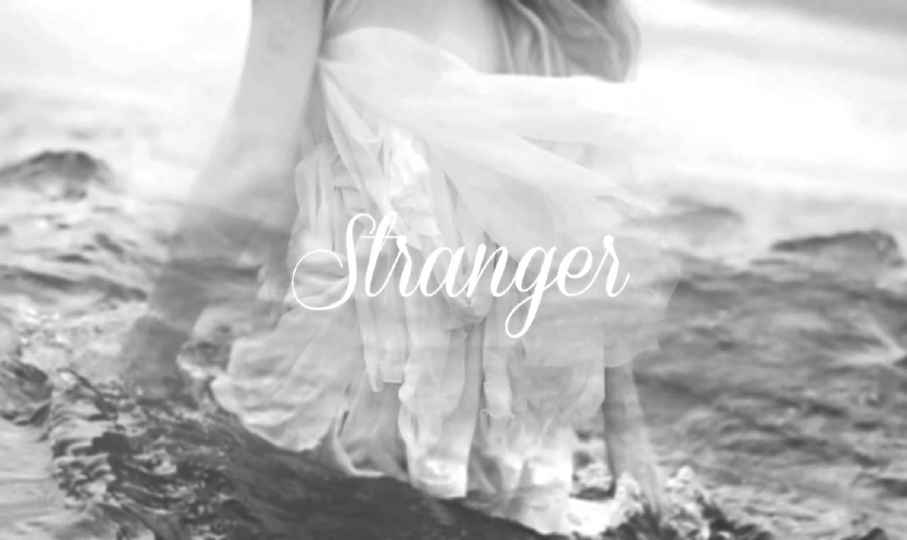 دانلود موسیقی بی کلام Marek Iwaszkiewicz - Stranger