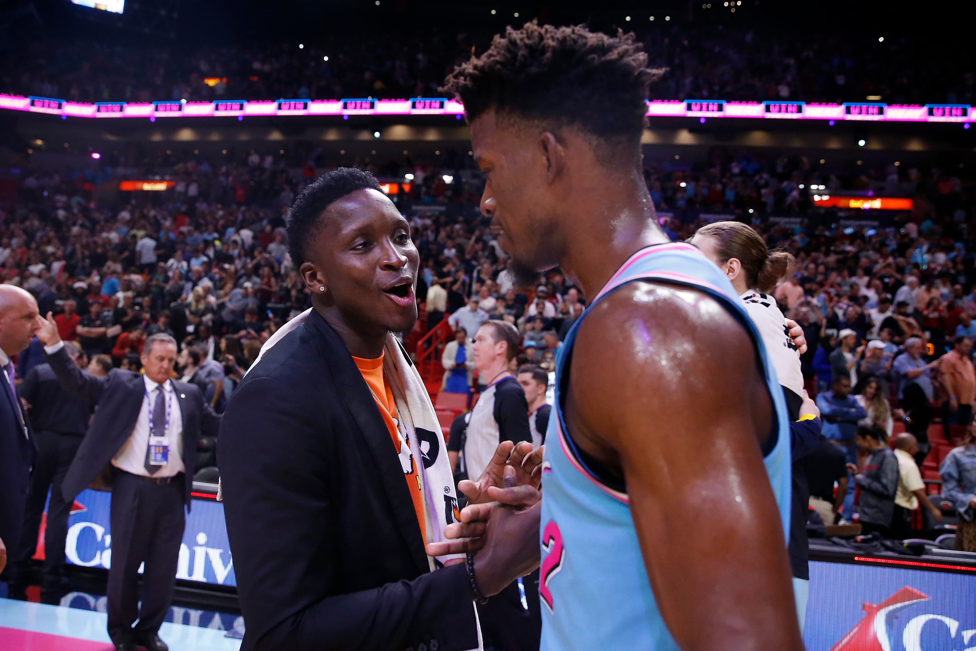 نقل و انتقالات NBA | ویکتور اولادیپو در ازای اوری بردلی و کلی اولینیک به میامی هیت پیوست