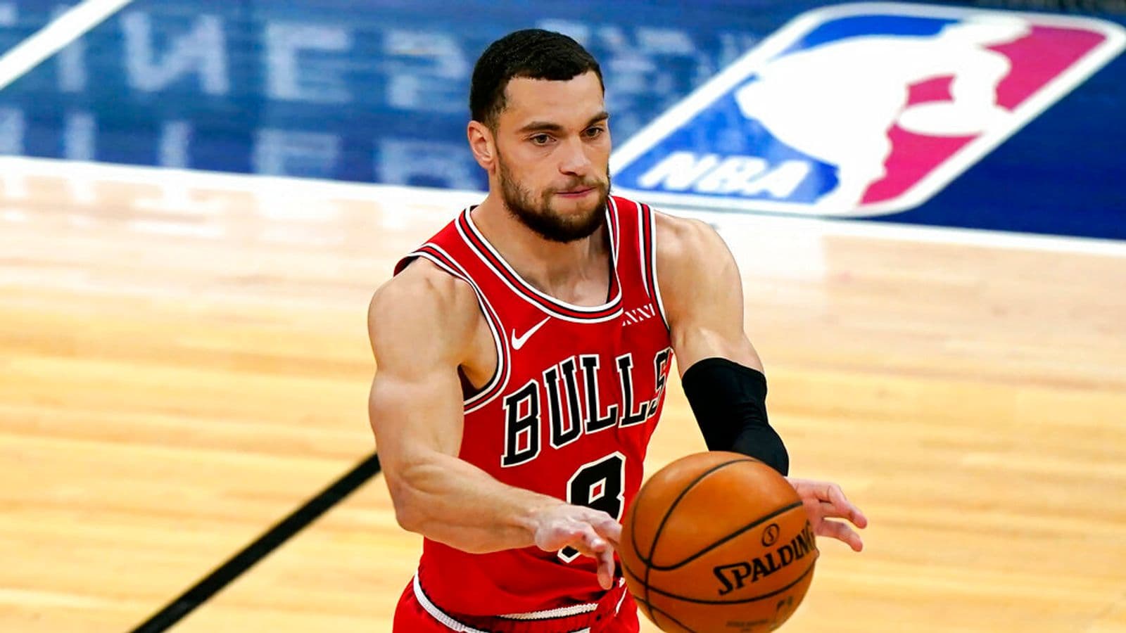بسکتبال NBA | زک لاوين و آمارى كه بعد از مايكل جردن در شيكاگو بولز ديده نشده بود