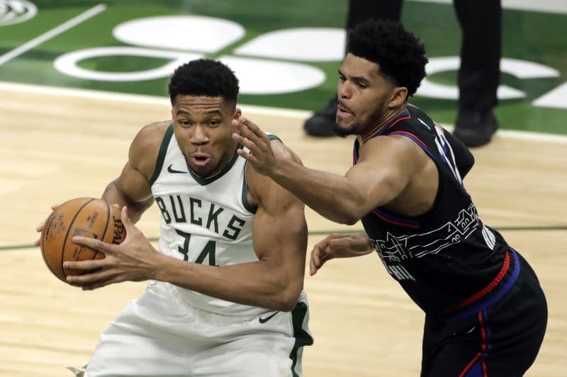 خلاصه بازی میلواکی باکس 124-117 فیلادلفیا سونی سیکسرز (فصل 2020/21 لیگ NBA)