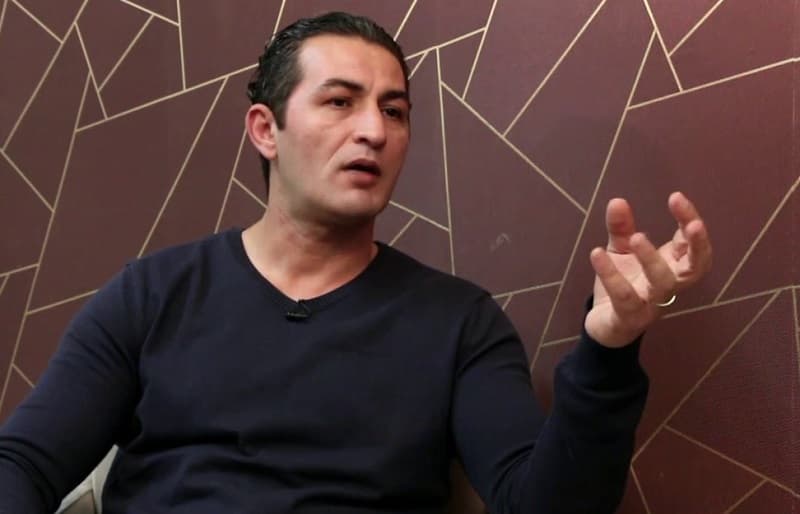 پرویز برومند: محمود فکری با بازی دادن به وریا غفوری، قداست استقلال را پایین آورد