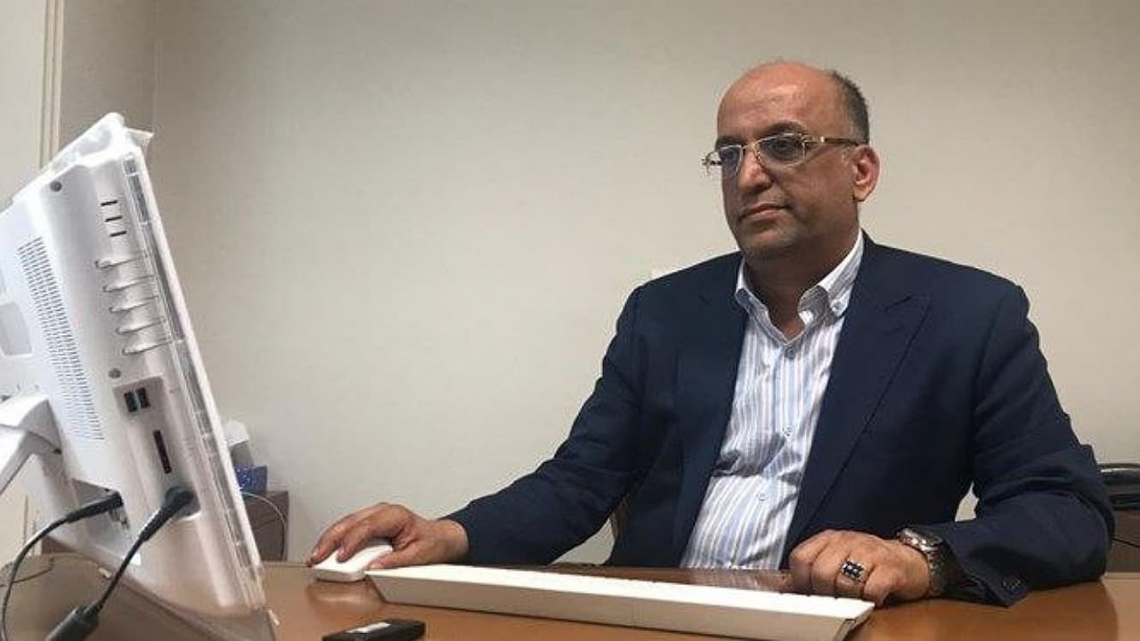 جمشید نورشرق: پنجره داخلی استقلال همچنان بسته است