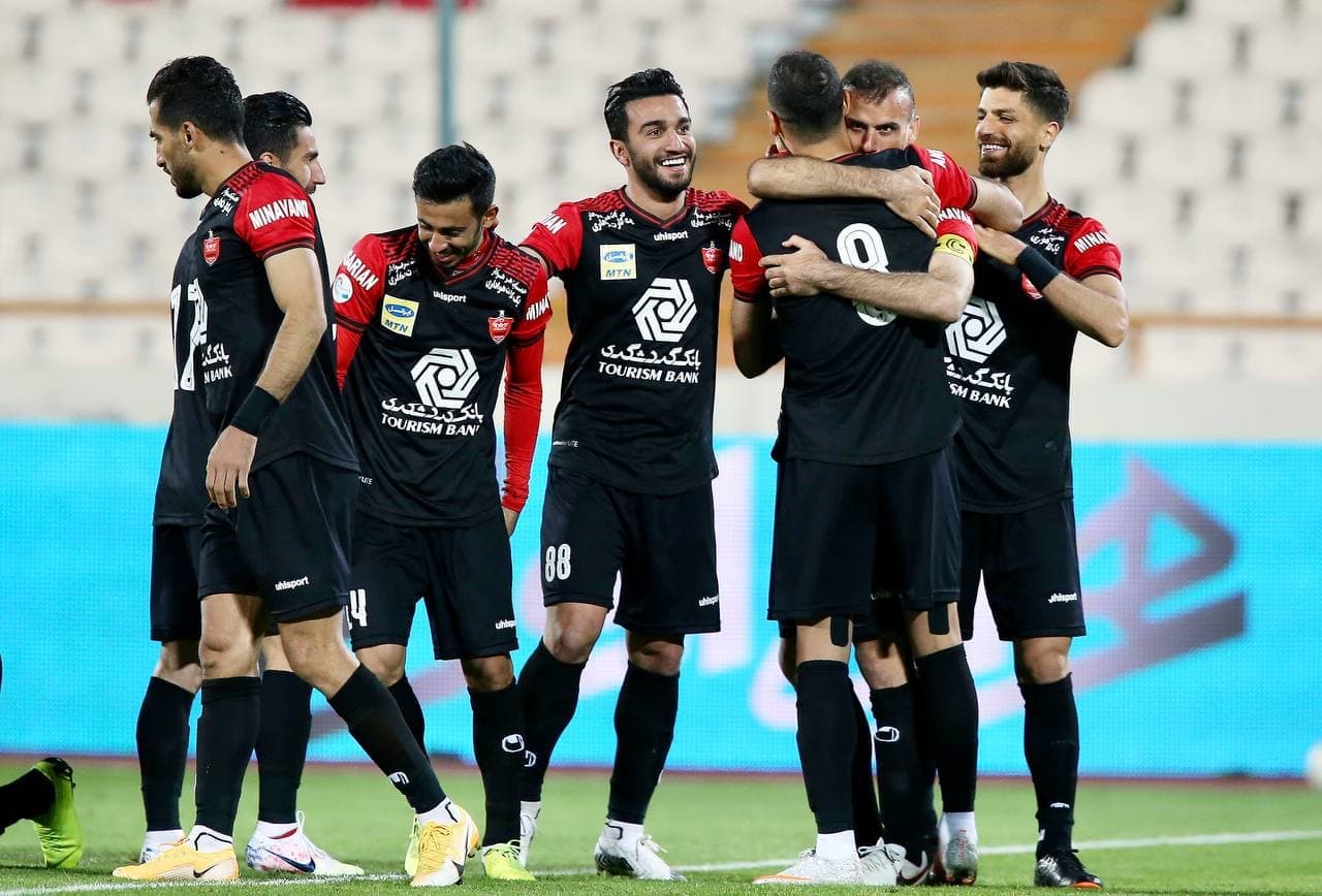 رونمایی از پیراهن های جدید پرسپولیس قبل از بازی با پدیده