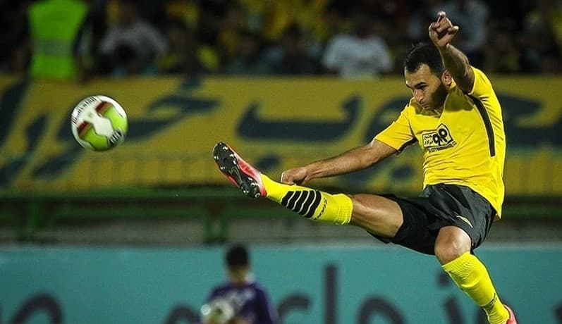 مدافعان سپاهان پوست اندازی کردند