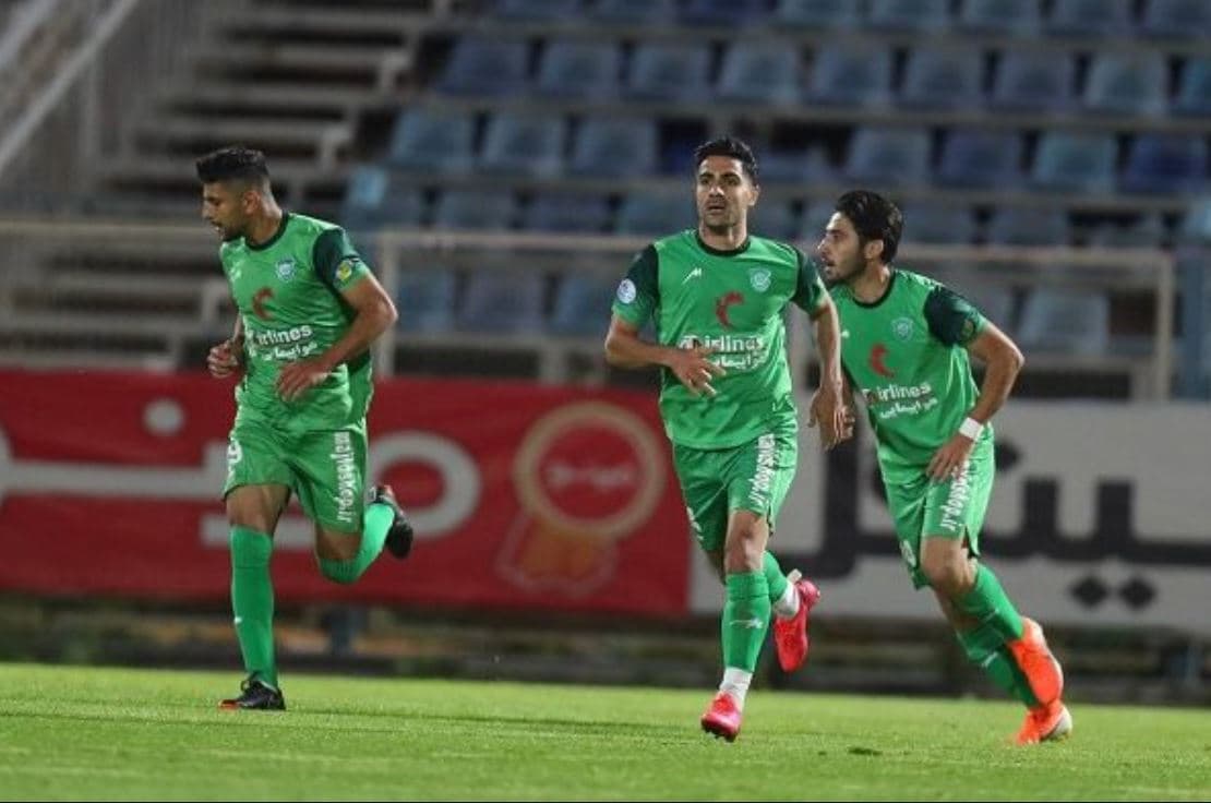 واکنش بازیکن ماشین سازی به علاقه اش به پرسپولیس / عکس