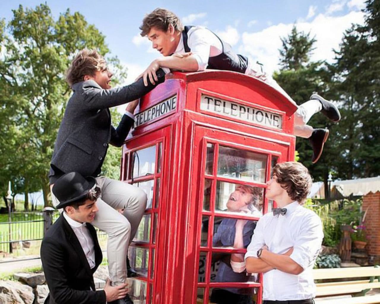 آهنگ Live While We're Young از One Direction 