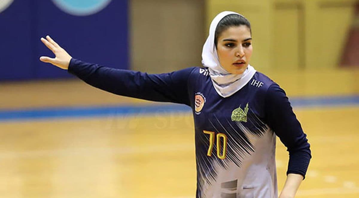 راضیه جانباز: زورتان به قلعه نویی و محمدی نرسید که از استقلال و پرسپولیس می گفتند