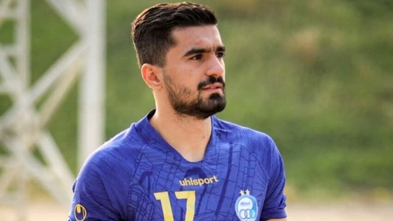 زکریا مرادی رباط داد!