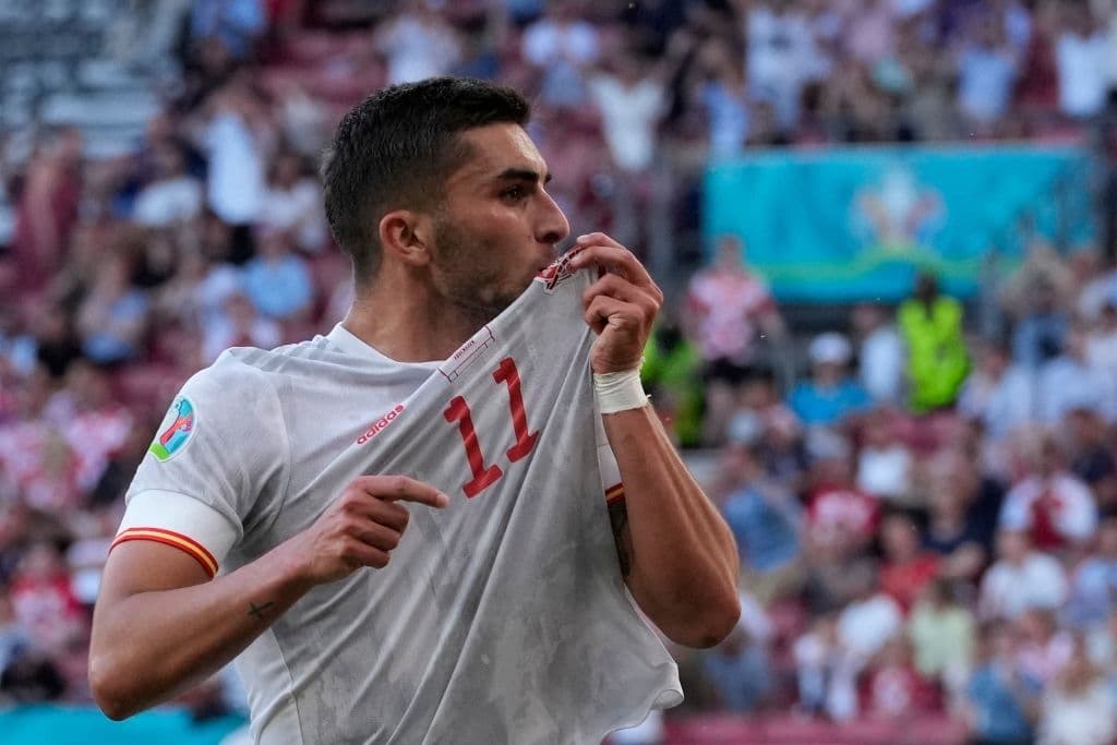 تیم منتخب مرحله یک هشتم نهایی یورو 2020 از نگاه هواسکورد