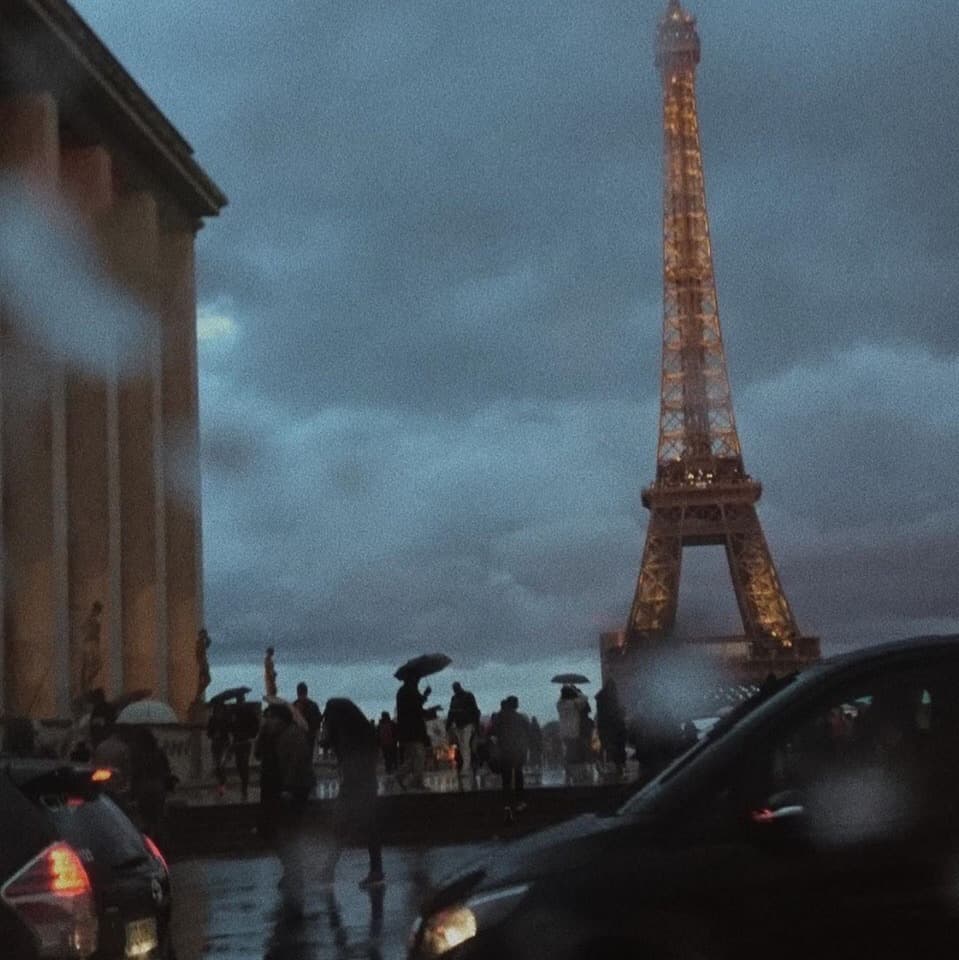 آهنگ فرانسوی La seine از (Vanessa Paradis (Monster in Paris